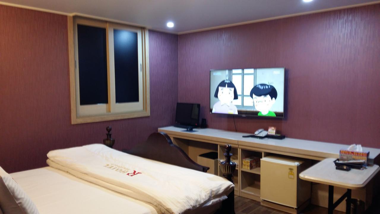 Residence R Hotel Τεγκού Εξωτερικό φωτογραφία