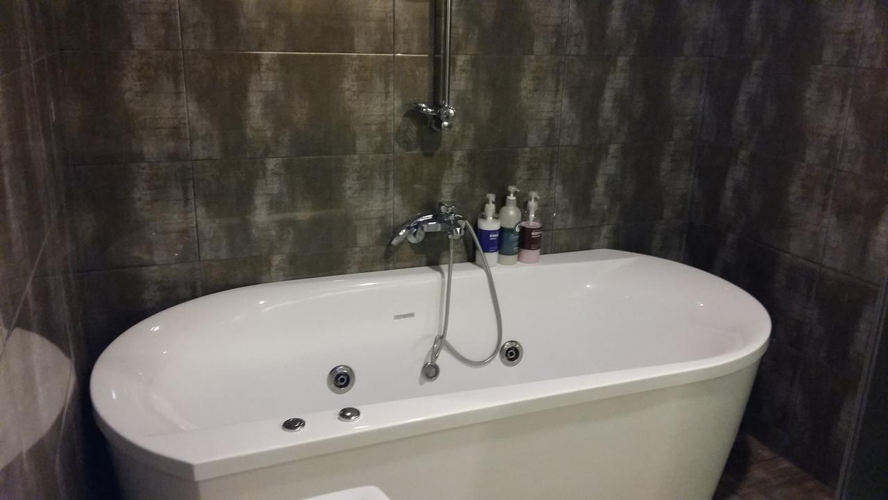 Residence R Hotel Τεγκού Εξωτερικό φωτογραφία